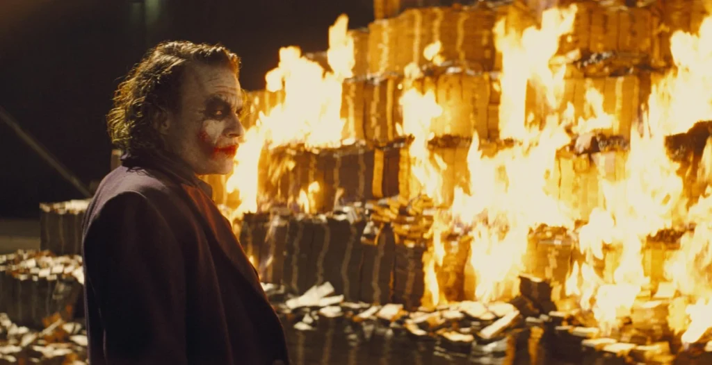 Heath Ledger as Joker in The Dark Knight showing the chaos of spoiler culture